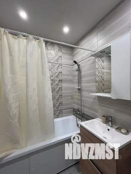 1-к квартира, посуточно, 35м2, 3/5 этаж