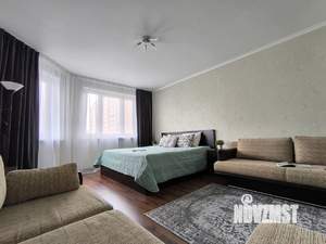 1-к квартира, посуточно, 42м2, 9/22 этаж