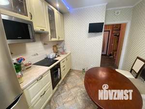 1-к квартира, посуточно, 39м2, 3/25 этаж
