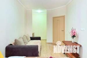 1-к квартира, посуточно, 40м2, 21/24 этаж