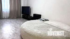 1-к квартира, посуточно, 60м2, 2/22 этаж