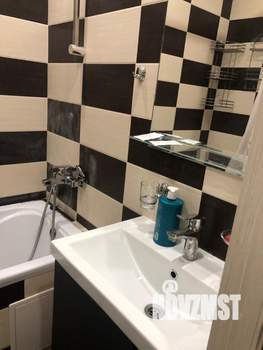 2-к квартира, посуточно, 50м2, 5/10 этаж