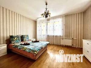 1-к квартира, посуточно, 55м2, 1/1 этаж