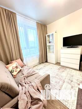 1-к квартира, посуточно, 36м2, 7/17 этаж