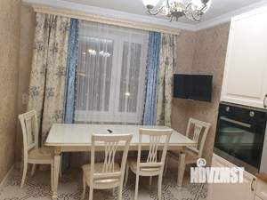 4-к квартира, на длительный срок, 132м2, 3/25 этаж