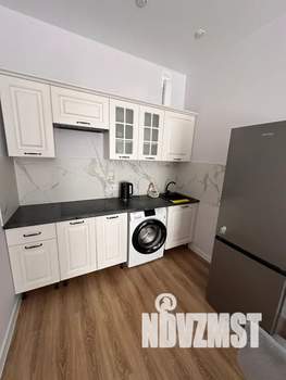 1-к квартира, посуточно, 40м2, 3/6 этаж