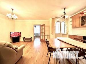 1-к квартира, посуточно, 55м2, 1/1 этаж