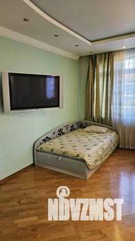 2-к квартира, посуточно, 92м2, 1/1 этаж