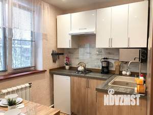 2-к квартира, посуточно, 45м2, 5/5 этаж