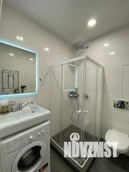 Студия квартира, посуточно, 25м2, 12/32 этаж