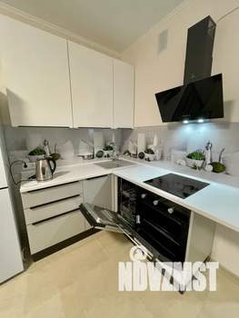 1-к квартира, посуточно, 40м2, 14/23 этаж