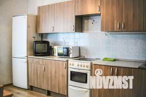 2-к квартира, посуточно, 63м2, 10/25 этаж