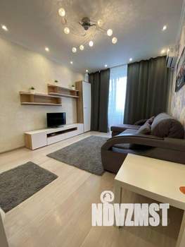 1-к квартира, посуточно, 35м2, 1/1 этаж