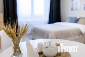 Студия квартира, посуточно, 25м2, 10/33 этаж