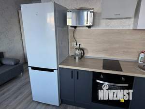 Студия квартира, посуточно, 29м2, 1/8 этаж