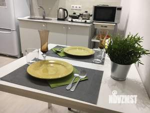 Студия квартира, посуточно, 23м2, 10/25 этаж