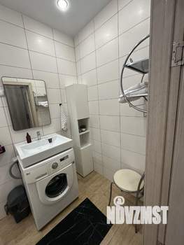 Студия квартира, посуточно, 32м2, 4/8 этаж