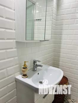 1-к квартира, посуточно, 31м2, 23/25 этаж