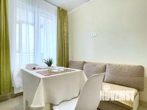 1-к квартира, посуточно, 32м2, 7/27 этаж