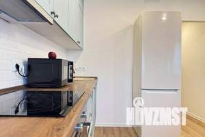 1-к квартира, посуточно, 35м2, 4/9 этаж