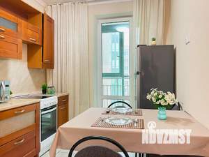 1-к квартира, посуточно, 40м2, 21/24 этаж