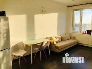 1-к квартира, посуточно, 43м2, 1/1 этаж