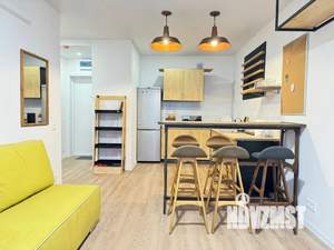 1-к квартира, посуточно, 40м2, 6/9 этаж