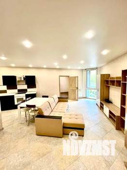 2-к квартира, посуточно, 55м2, 1/17 этаж