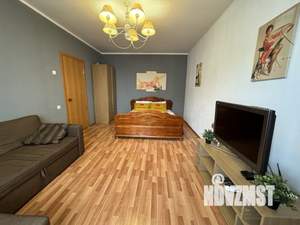 1-к квартира, посуточно, 37м2, 1/1 этаж