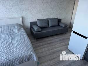 Студия квартира, посуточно, 29м2, 1/8 этаж