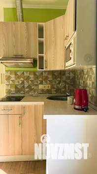 Студия квартира, посуточно, 15м2, 32/33 этаж