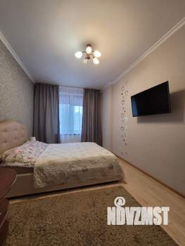 1-к квартира, посуточно, 42м2, 18/25 этаж