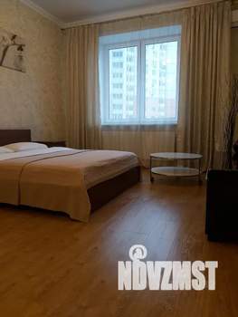 1-к квартира, посуточно, 48м2, 3/23 этаж