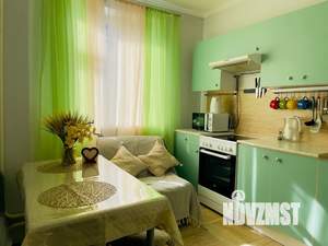 1-к квартира, посуточно, 38м2, 7/24 этаж