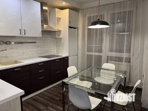 1-к квартира, на длительный срок, 40м2, 3/8 этаж