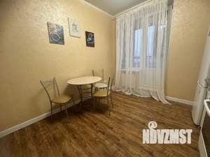 1-к квартира, посуточно, 42м2, 10/25 этаж