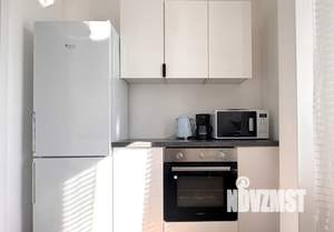 1-к квартира, посуточно, 39м2, 19/25 этаж