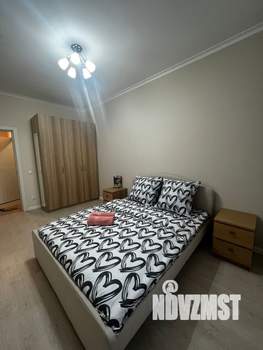 1-к квартира, посуточно, 38м2, 21/27 этаж