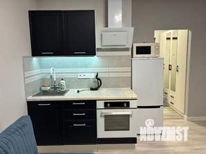 Студия квартира, посуточно, 25м2, 1/6 этаж