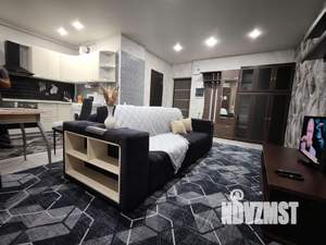Студия квартира, посуточно, 35м2, 1/4 этаж