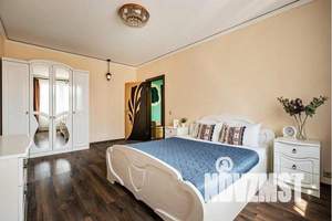 3-к квартира, посуточно, 58м2, 18/22 этаж