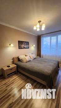 1-к квартира, посуточно, 43м2, 9/33 этаж