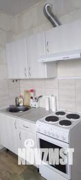 Студия квартира, посуточно, 28м2, 7/8 этаж