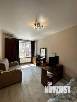 1-к квартира, посуточно, 40м2, 4/25 этаж
