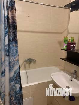 Студия квартира, посуточно, 35м2, 8/10 этаж