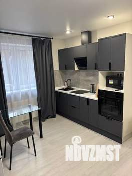 Студия квартира, посуточно, 35м2, 2/2 этаж