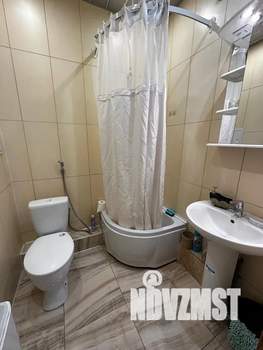 1-к квартира, посуточно, 40м2, 4/25 этаж