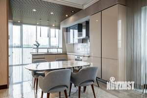 3-к квартира, на длительный срок, 135м2, 7/8 этаж