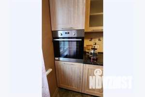 1-к квартира, посуточно, 38м2, 9/33 этаж