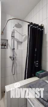 Студия квартира, посуточно, 27м2, 1/12 этаж